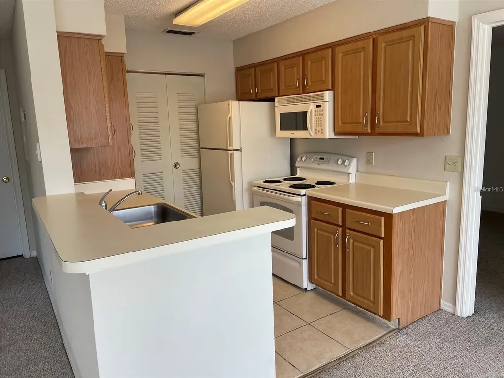 1063 S Hiawassee Road Orlando FL 32835