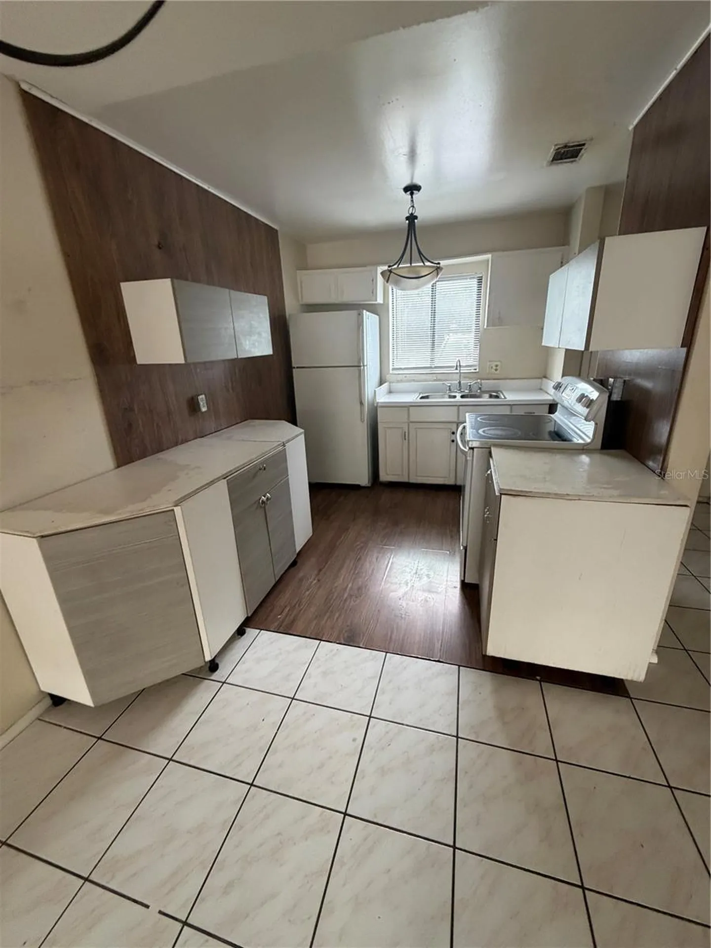 5861 Curry Ford Road Orlando FL 32822