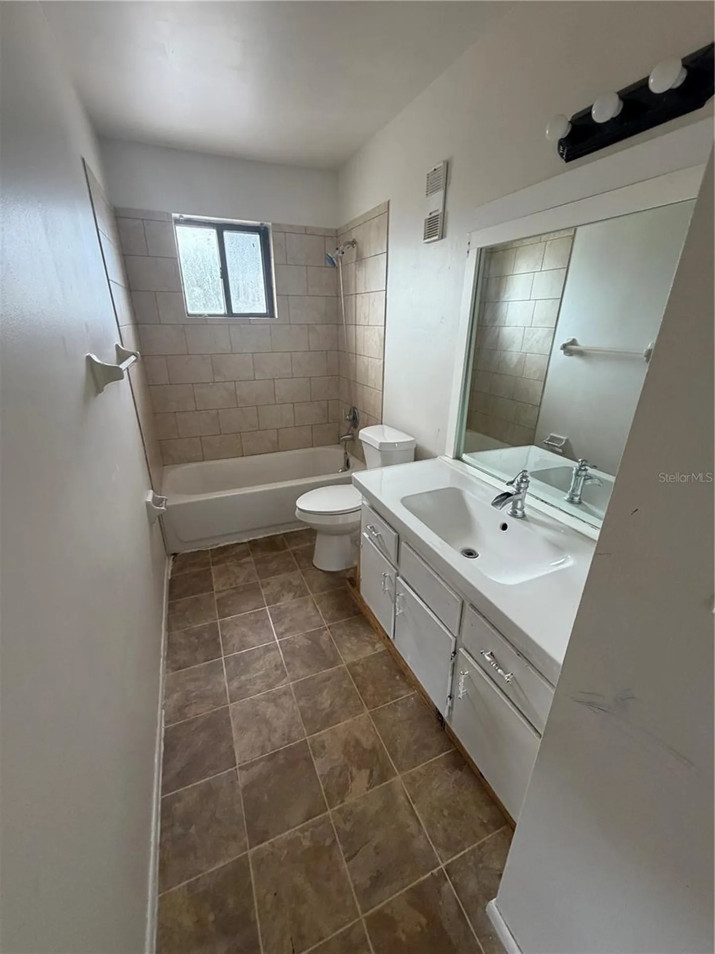 5861 Curry Ford Road Orlando FL 32822