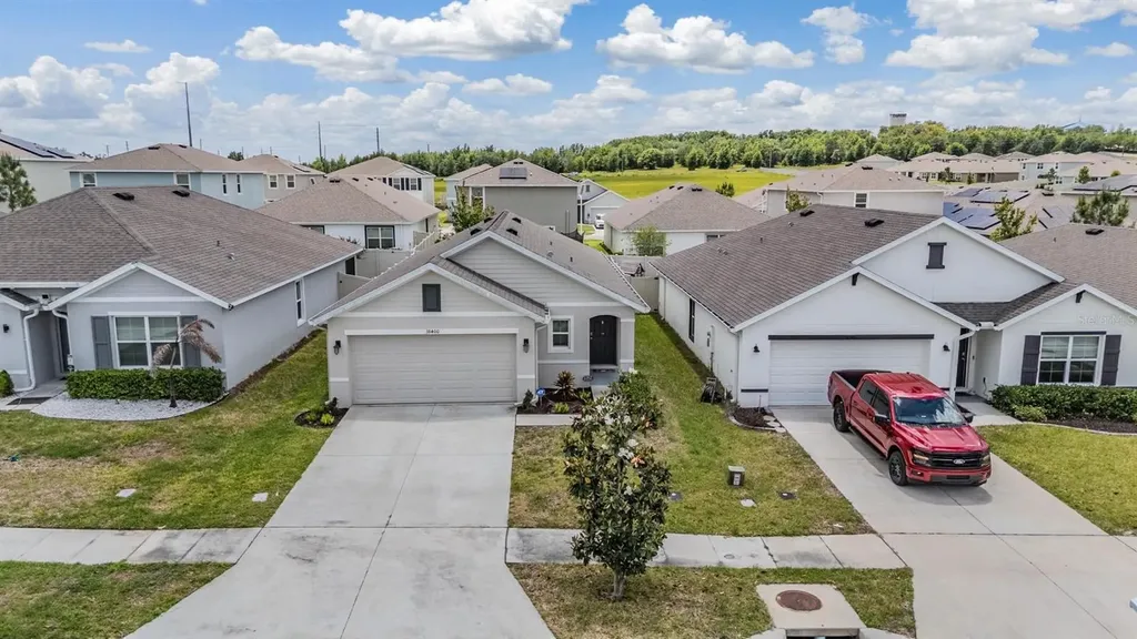 38400 Sonnet Landing Avenue Zephyrhills FL 33540