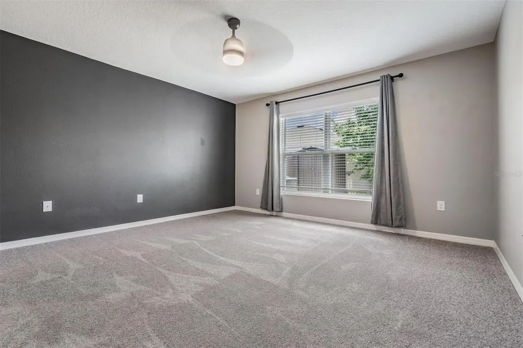 38400 Sonnet Landing Avenue Zephyrhills FL 33540
