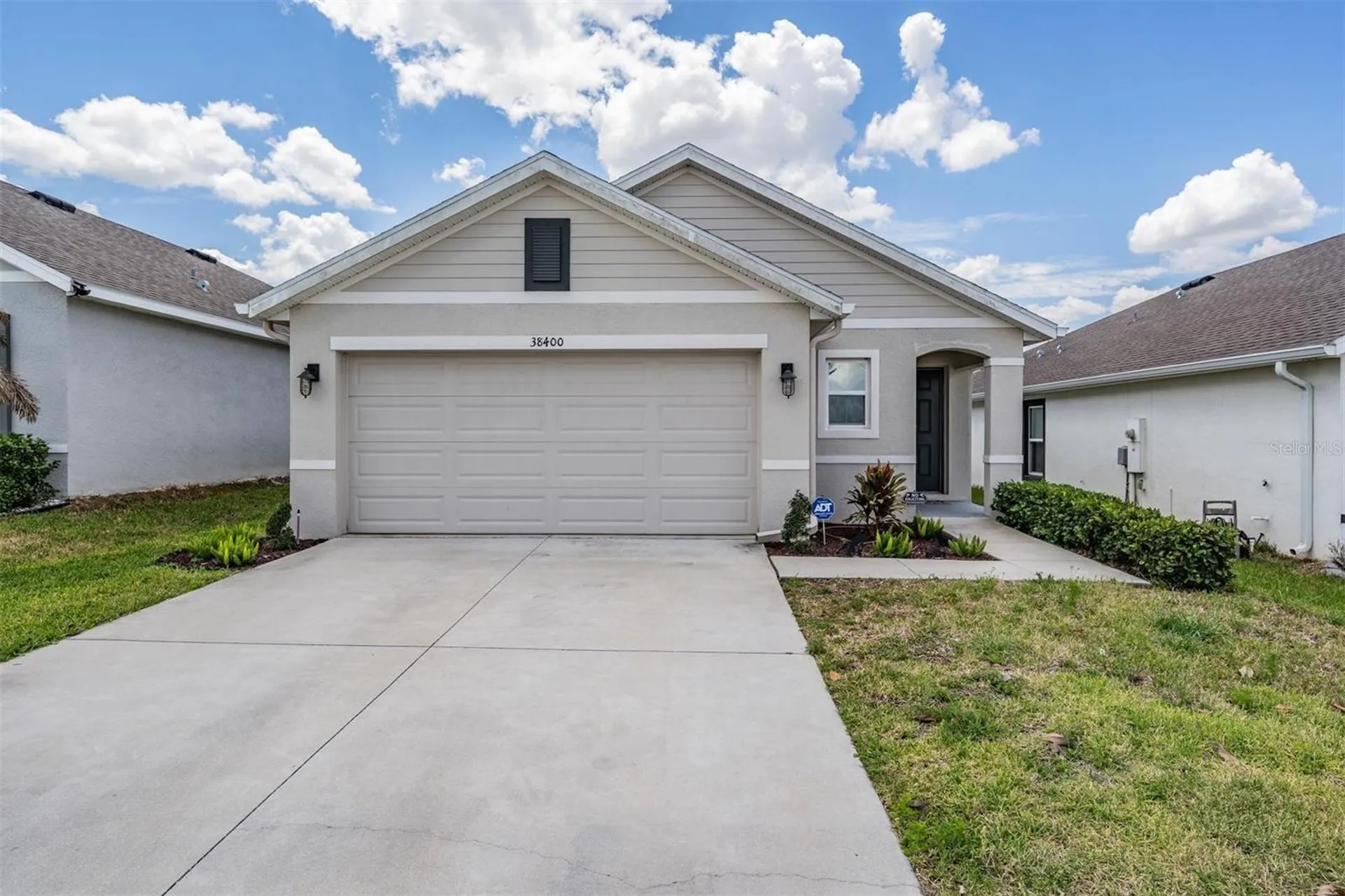 38400 Sonnet Landing Avenue Zephyrhills FL 33540
