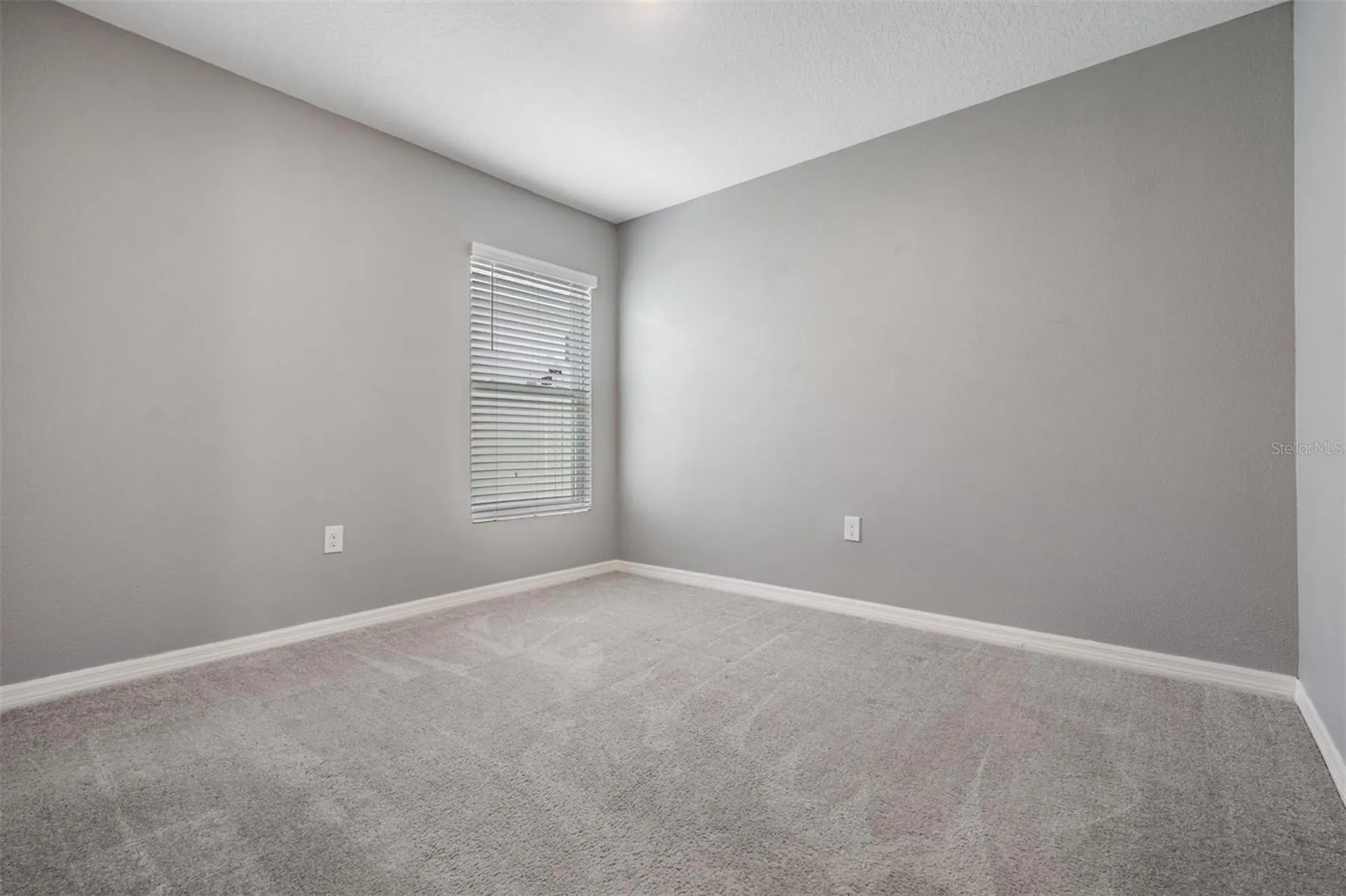 38400 Sonnet Landing Avenue Zephyrhills FL 33540