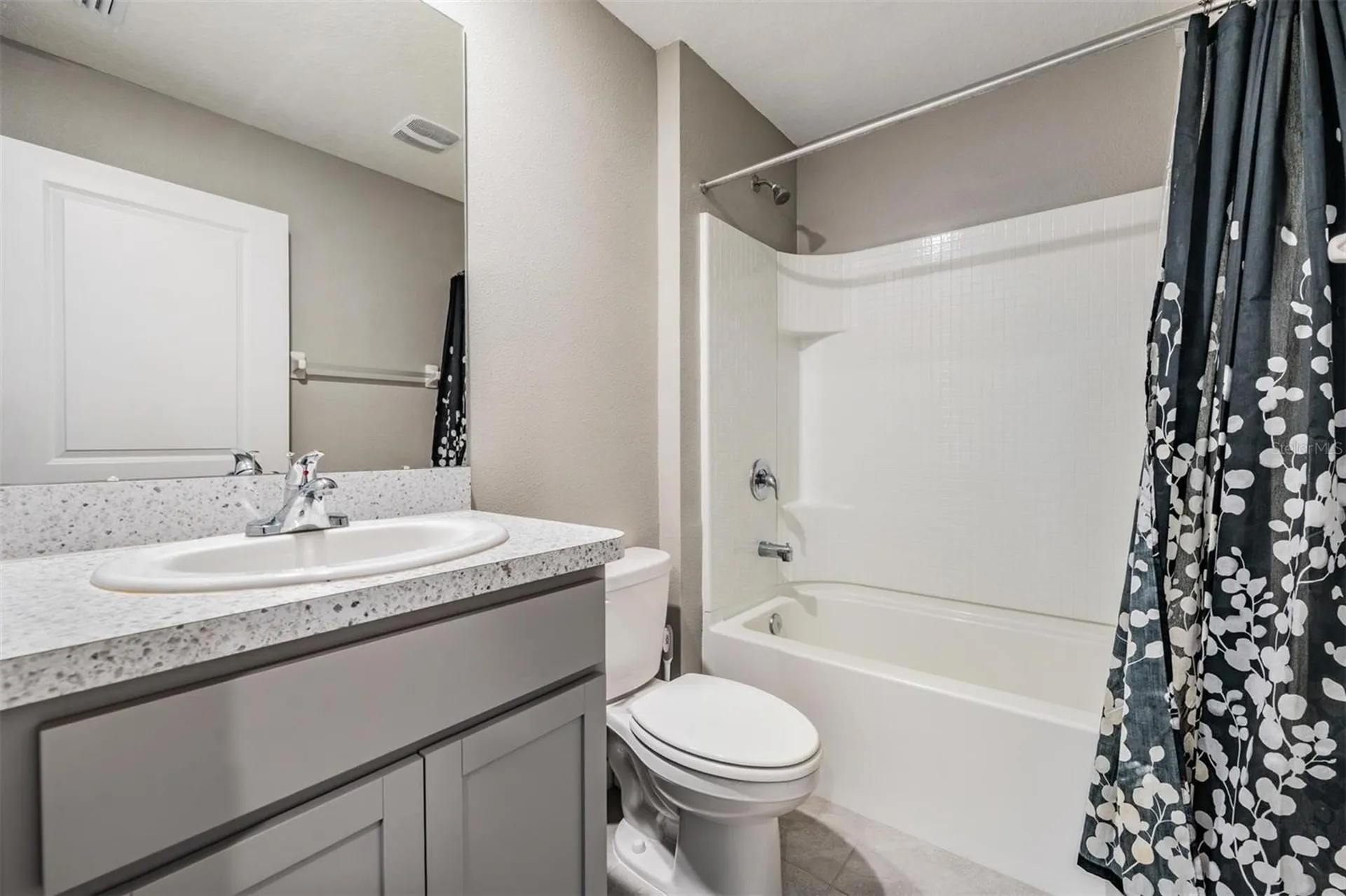 38400 Sonnet Landing Avenue Zephyrhills FL 33540
