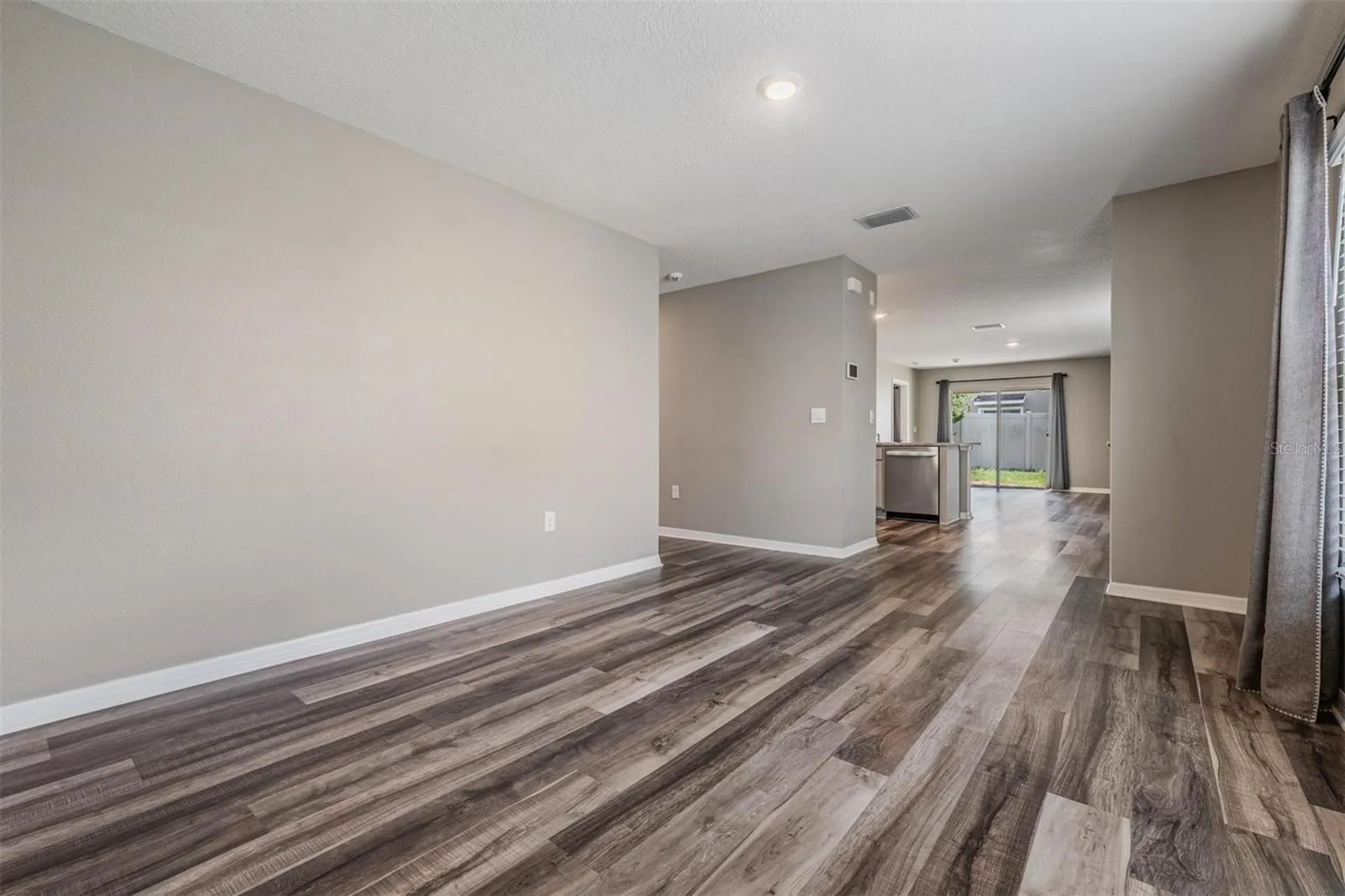 38400 Sonnet Landing Avenue Zephyrhills FL 33540