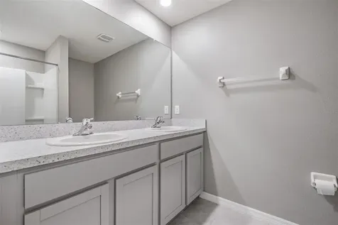 38400 Sonnet Landing Avenue Zephyrhills FL 33540
