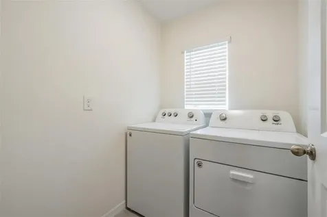 38400 Sonnet Landing Avenue Zephyrhills FL 33540