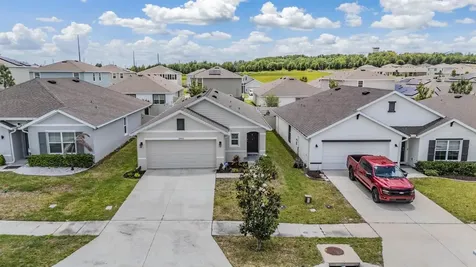 38400 Sonnet Landing Avenue Zephyrhills FL 33540