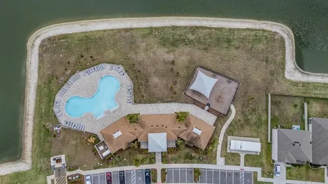 38400 Sonnet Landing Avenue Zephyrhills FL 33540