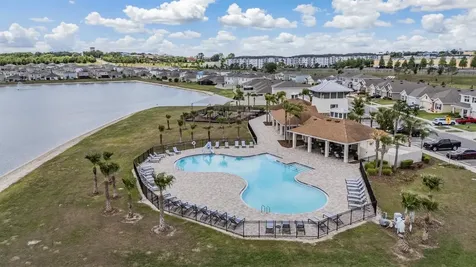 38400 Sonnet Landing Avenue Zephyrhills FL 33540