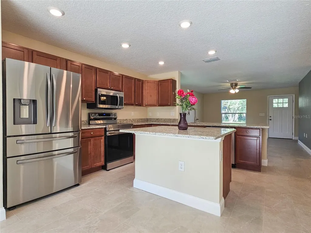 6921 Central Avenue Mulberry FL 33860