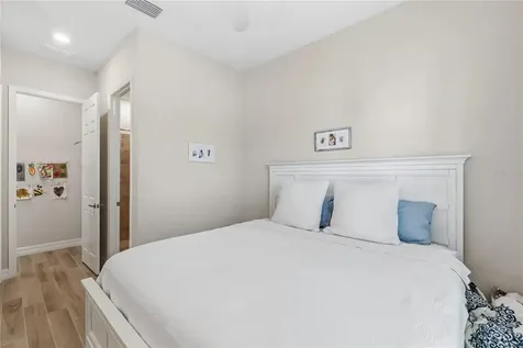 7010 Whittlebury Trail Bradenton FL 34202