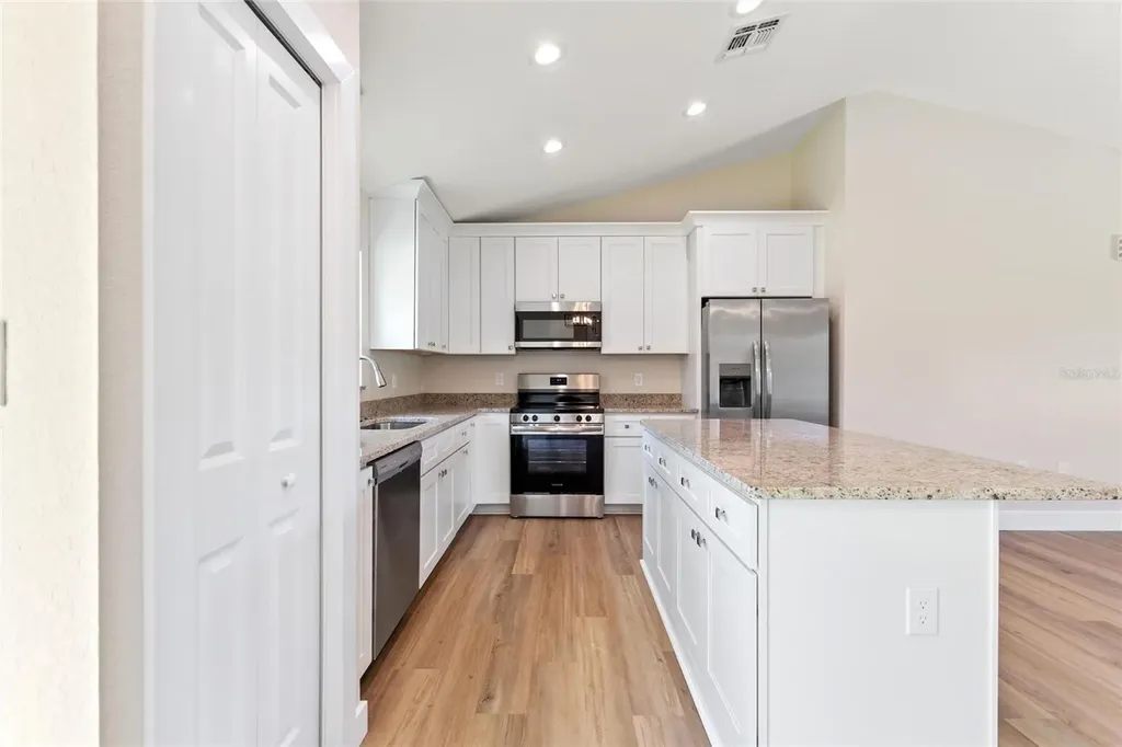 6301 Red Grange Boulevard Indian Lake Estates FL 33855