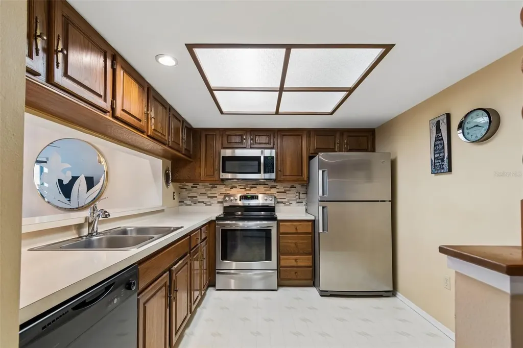 2593 Countryside Boulevard Clearwater FL 33761