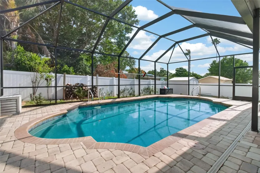 1525 Levern Street Clearwater FL 33755