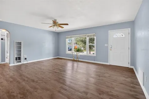 1525 Levern Street Clearwater FL 33755