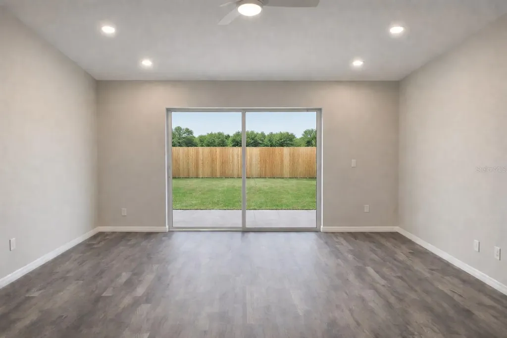 202 NW 25th Place Cape Coral FL 33993