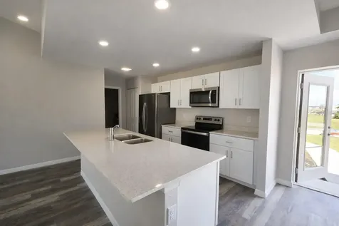 202 NW 25th Place Cape Coral FL 33993