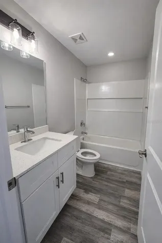 202 NW 25th Place Cape Coral FL 33993