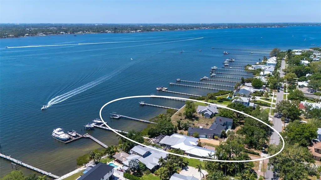 1705 4th Street W Palmetto FL 34221