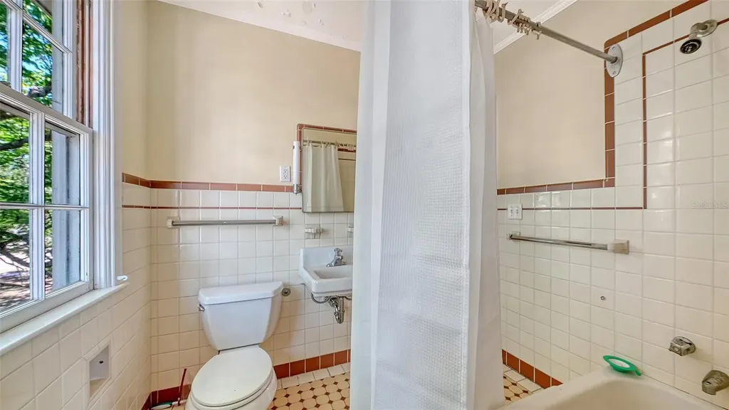 1705 4th Street W Palmetto FL 34221