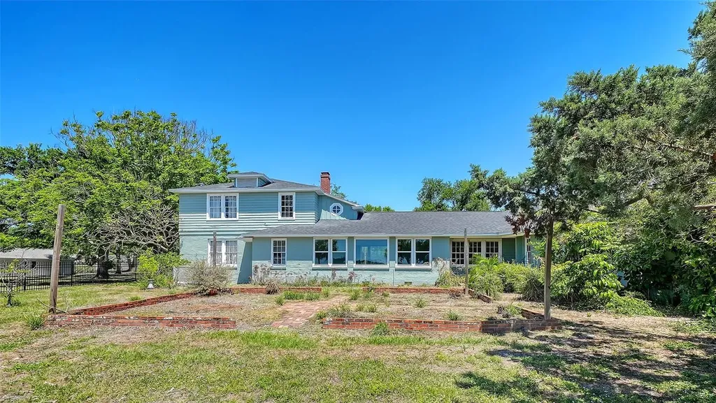 1705 4th Street W Palmetto FL 34221