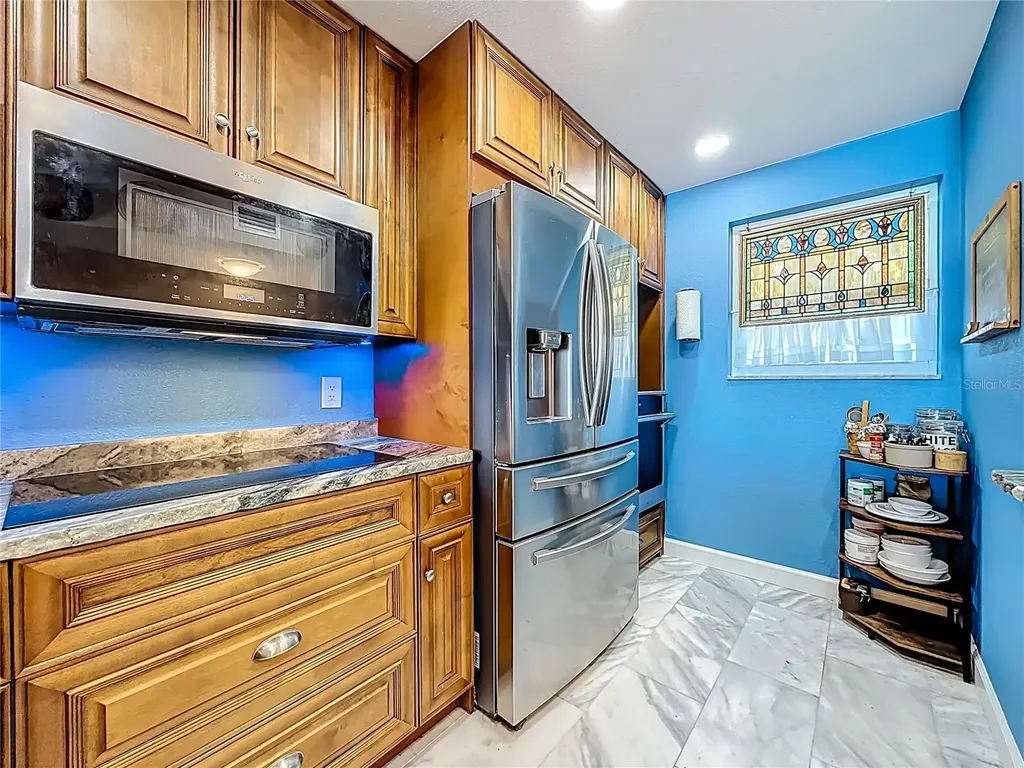 18304 Gulf Boulevard Redington Shores FL 33708