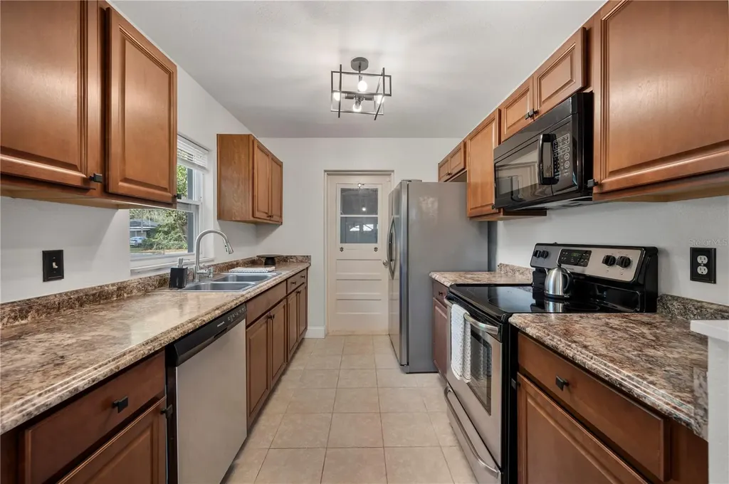 1205 E Georgia Street Bartow FL 33830