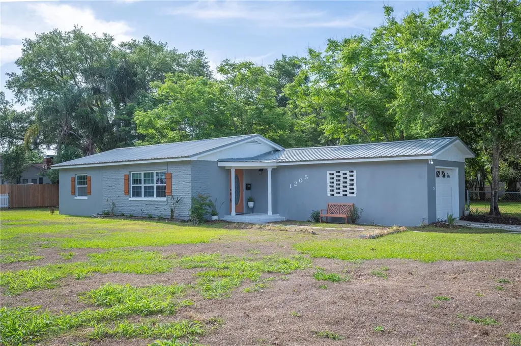 1205 E Georgia Street Bartow FL 33830