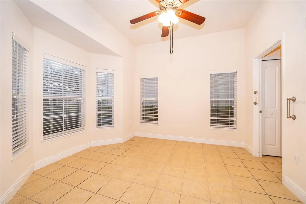 1075 David Walker Drive Tavares FL 32778