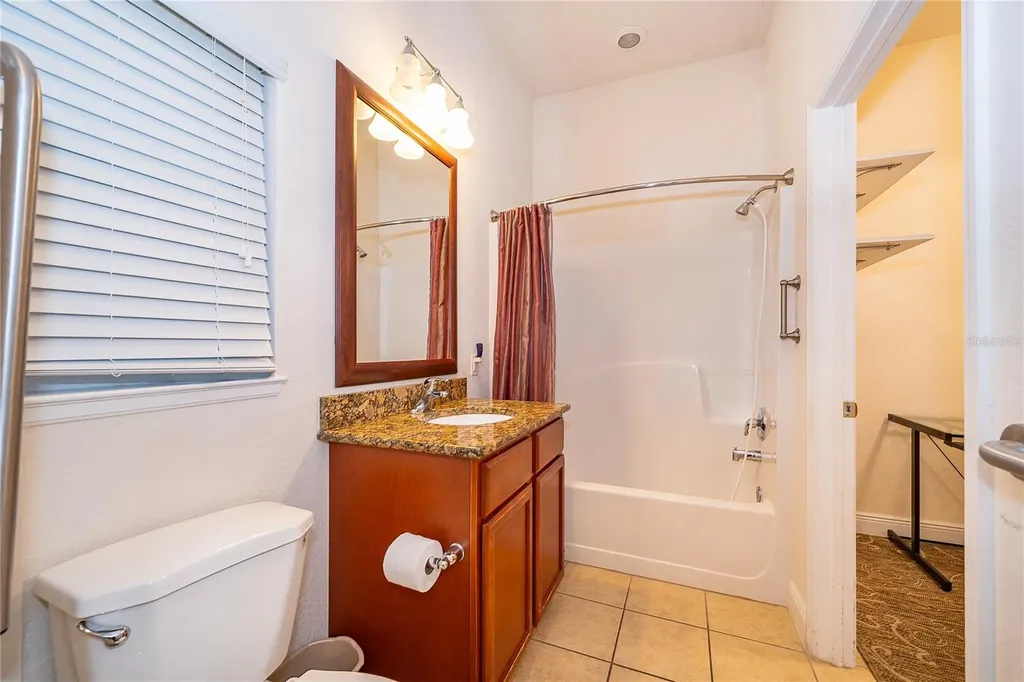 1075 David Walker Drive Tavares FL 32778