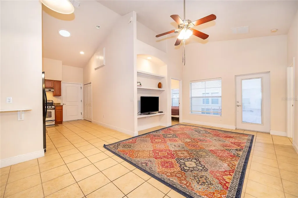 1075 David Walker Drive Tavares FL 32778