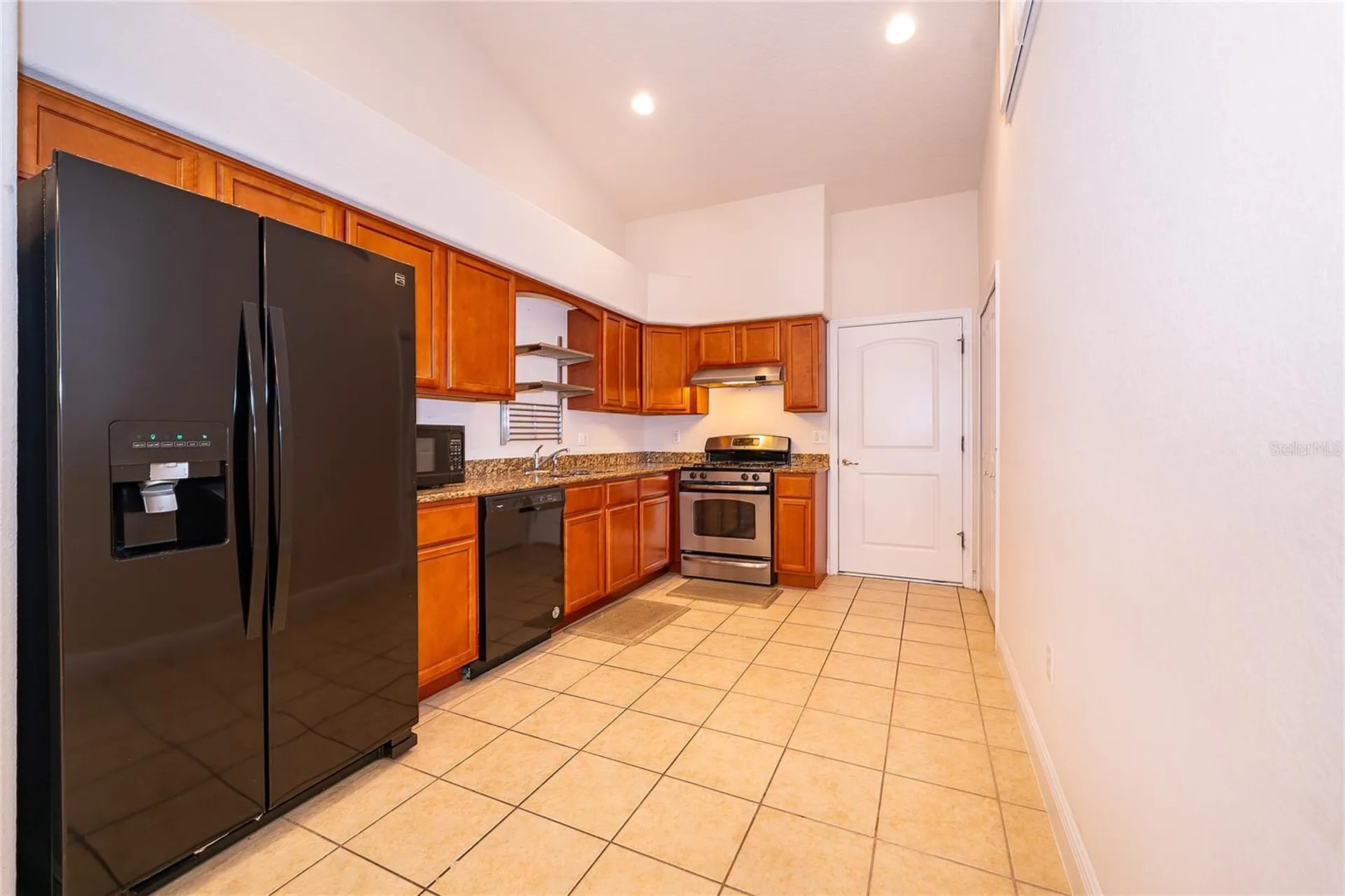 1075 David Walker Drive Tavares FL 32778