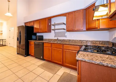 1075 David Walker Drive Tavares FL 32778