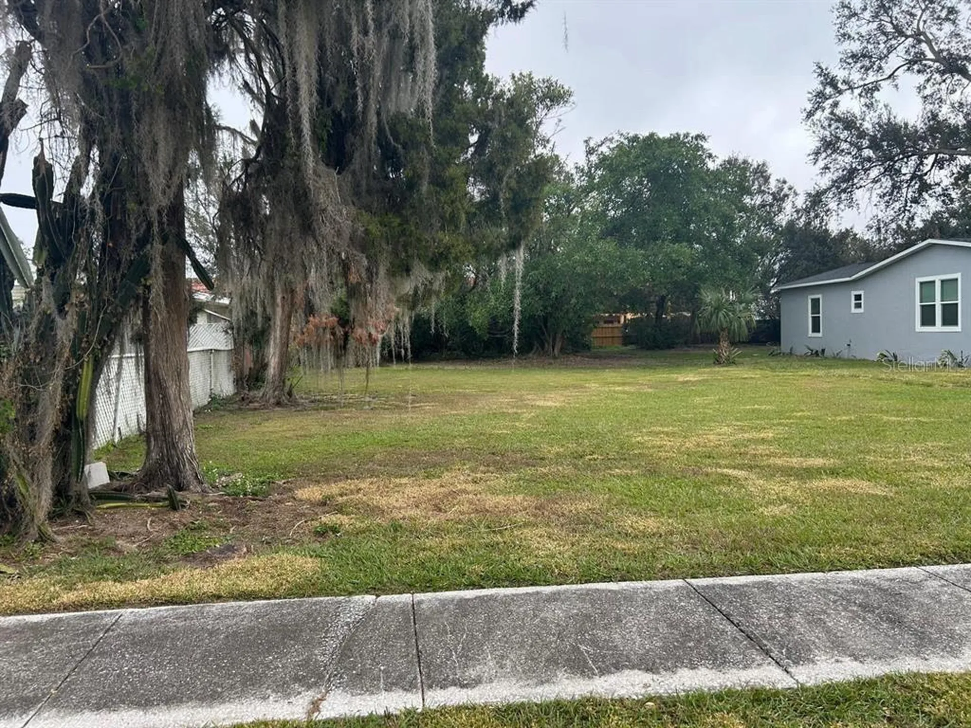 Lakeland FL 33801