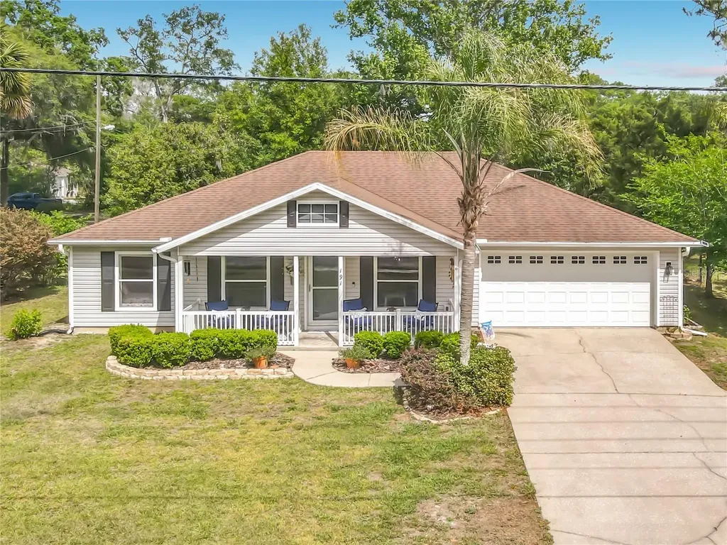 191 N Summit Avenue Lake Helen FL 32744