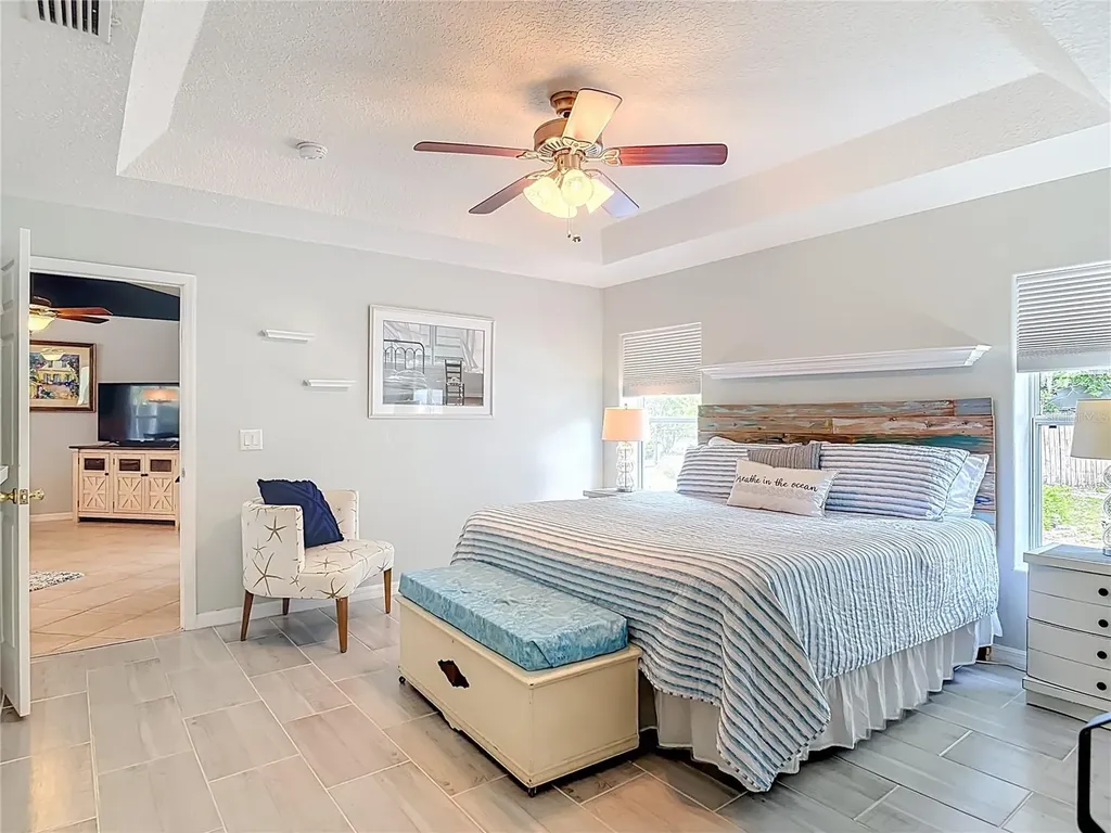 191 N Summit Avenue Lake Helen FL 32744