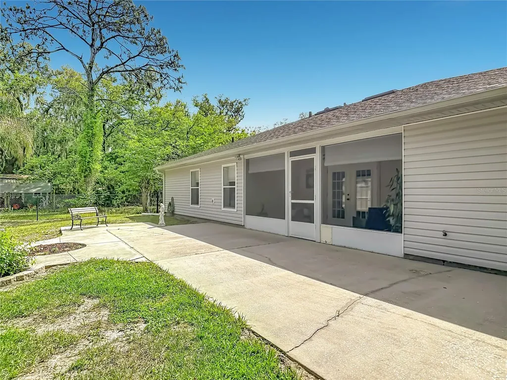 191 N Summit Avenue Lake Helen FL 32744