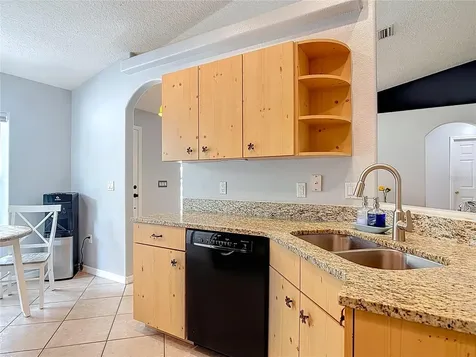 191 N Summit Avenue Lake Helen FL 32744
