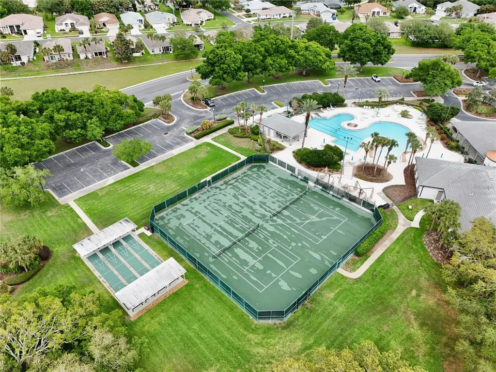 27210 Stoney Brook Drive Leesburg FL 34748