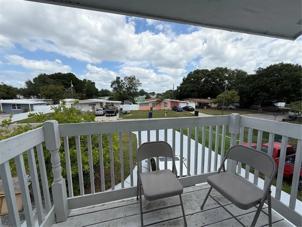 2926 W Saint John Street Tampa FL 33607