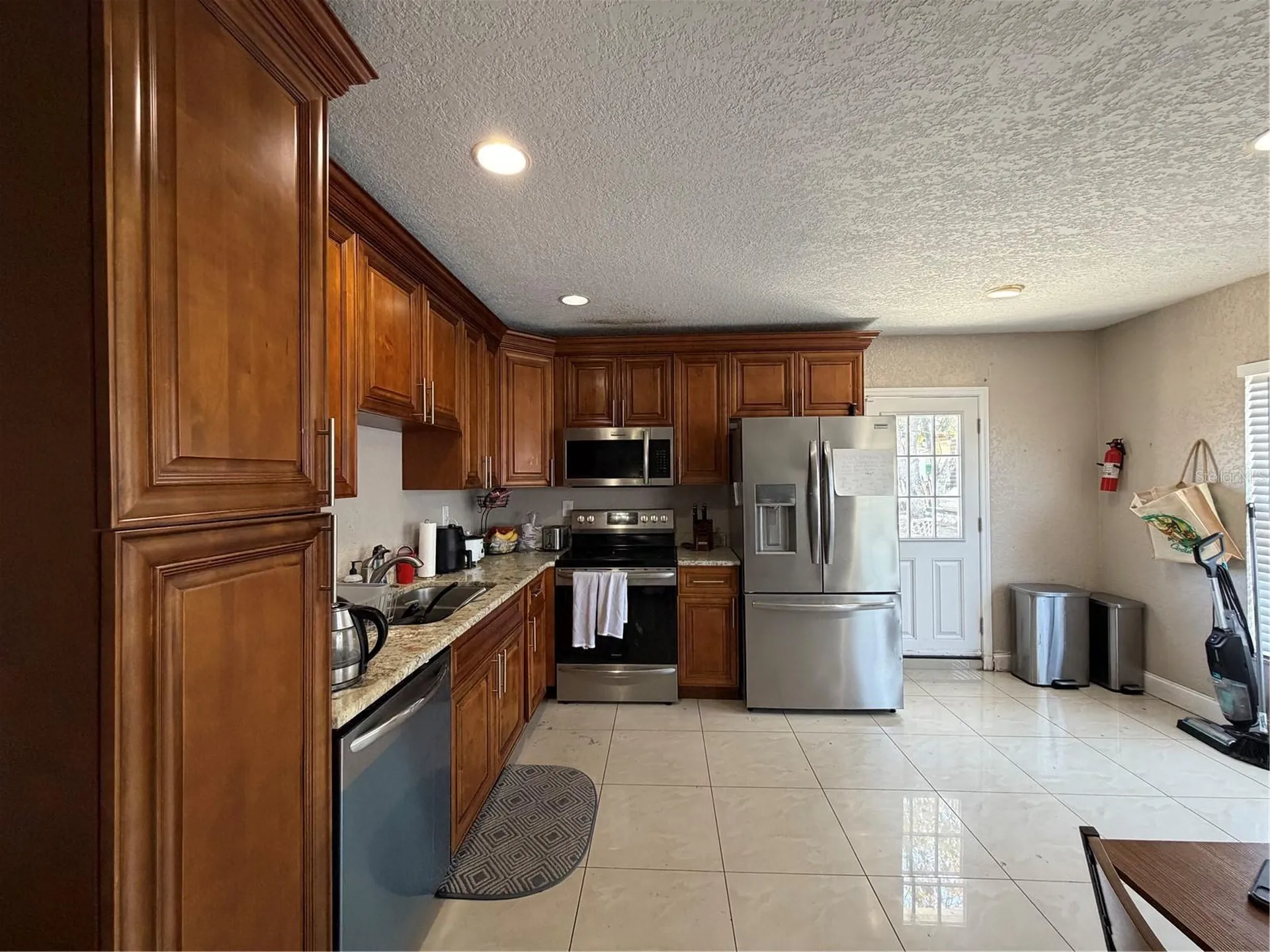 2926 W Saint John Street Tampa FL 33607