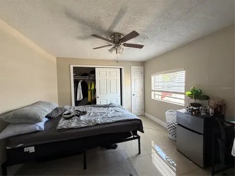 2926 W Saint John Street Tampa FL 33607