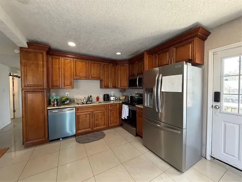 2926 W Saint John Street Tampa FL 33607