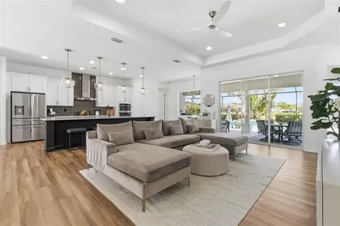 16023 39th Glen E Parrish FL 34219
