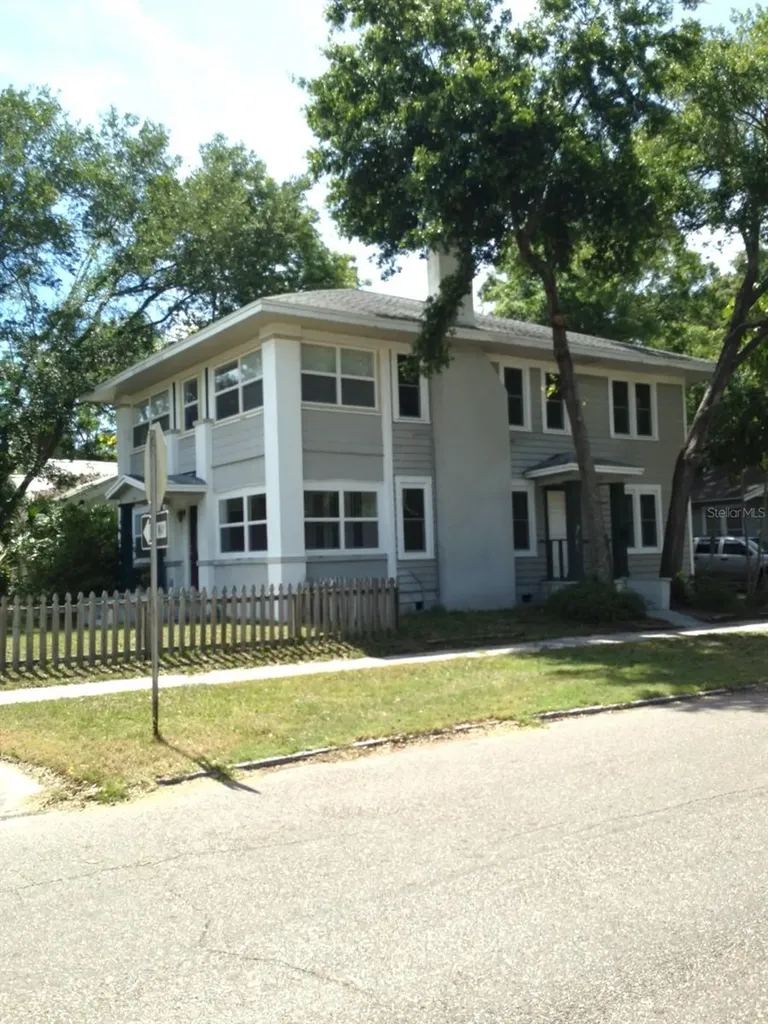3001 3rd Avenue N St Petersburg FL 33713