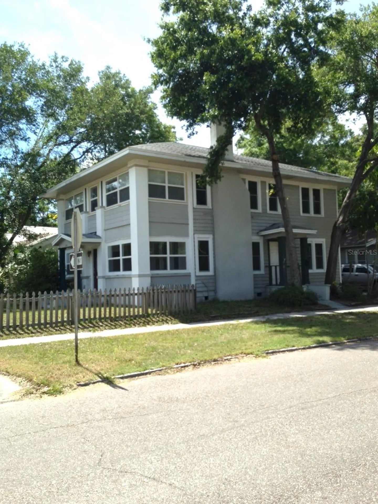 3001 3rd Avenue N St Petersburg FL 33713