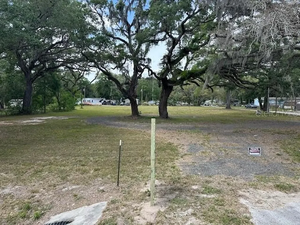 16567 Us Highway 41 Spring Hill FL 34610