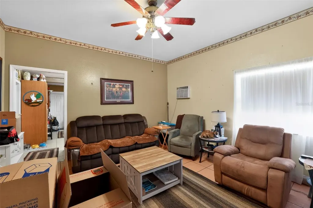 702 NW 3rd Street Mulberry FL 33860