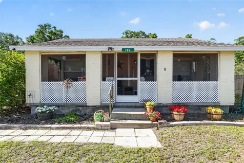 702 NW 3rd Street Mulberry FL 33860